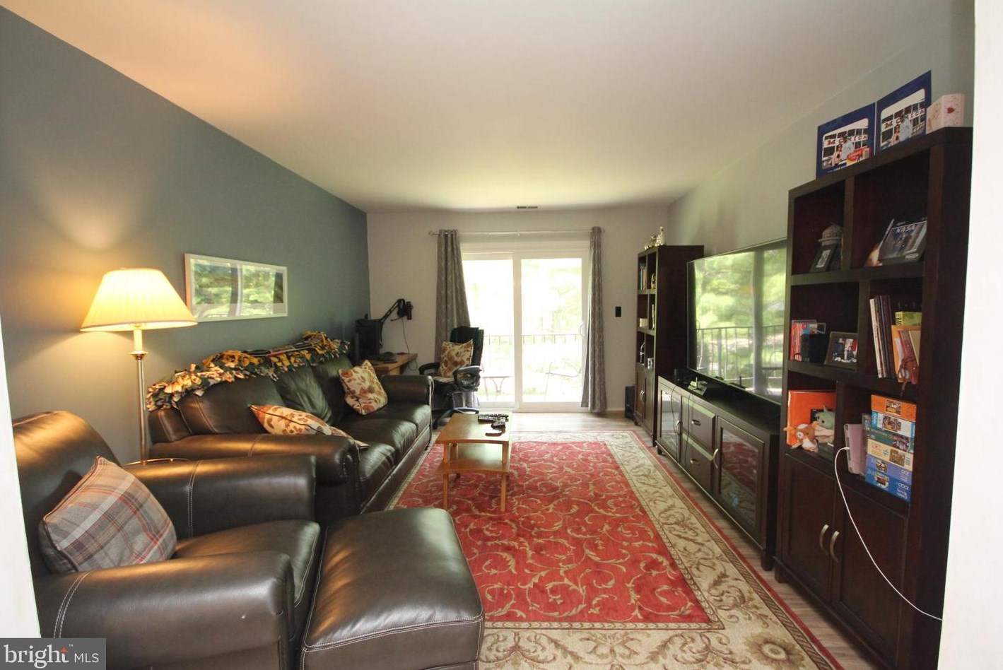 213 Silver Ct, Hamilton Township, NJ 08690