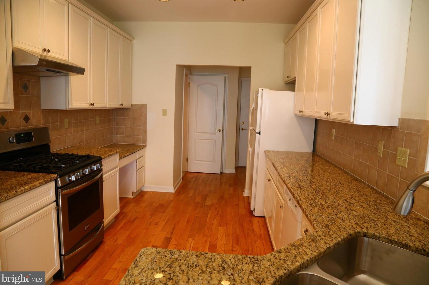14 Wilkinson Way, Princeton, NJ 08540