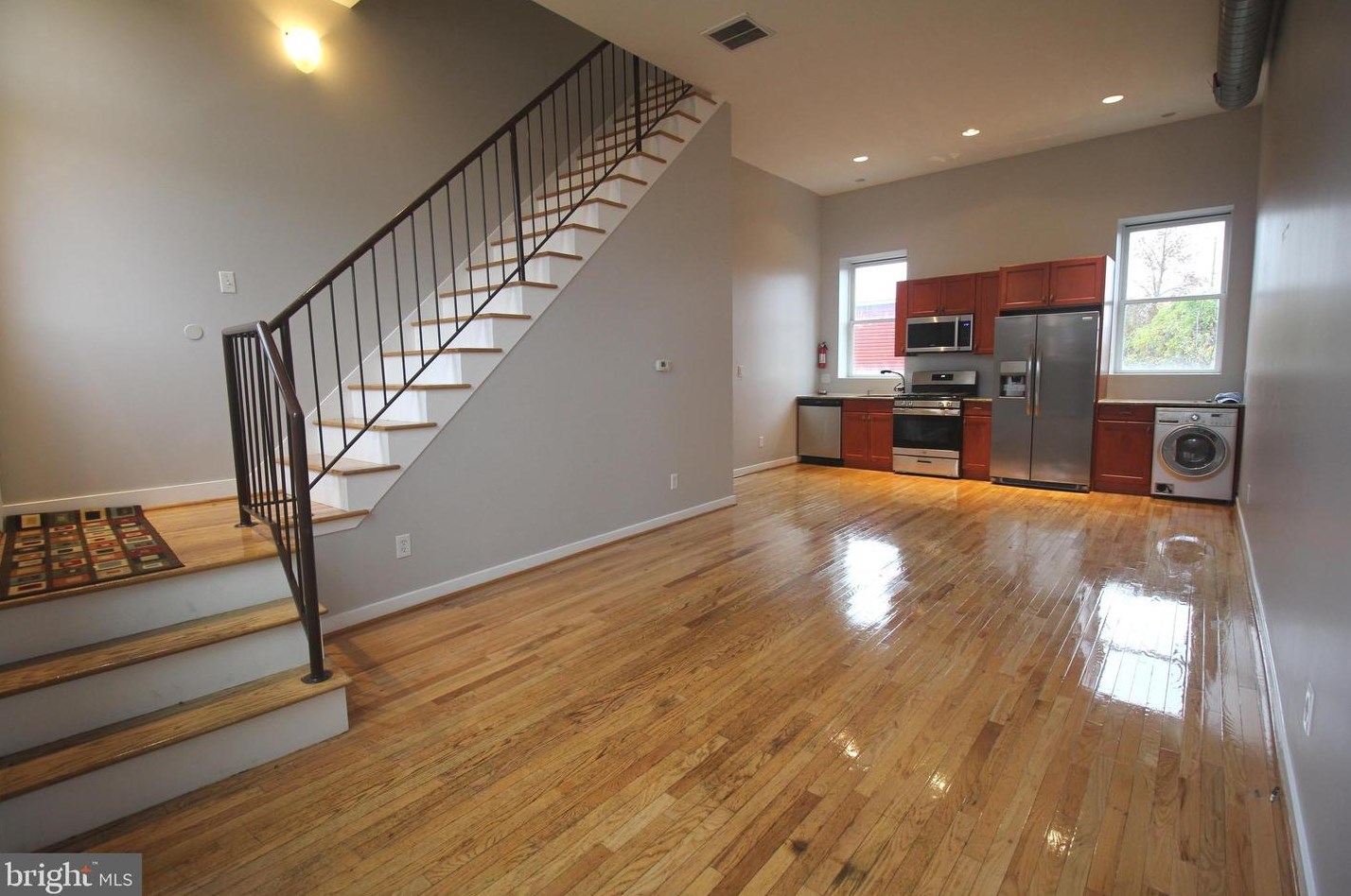 47 Centre St #a1, Trenton, NJ 08611