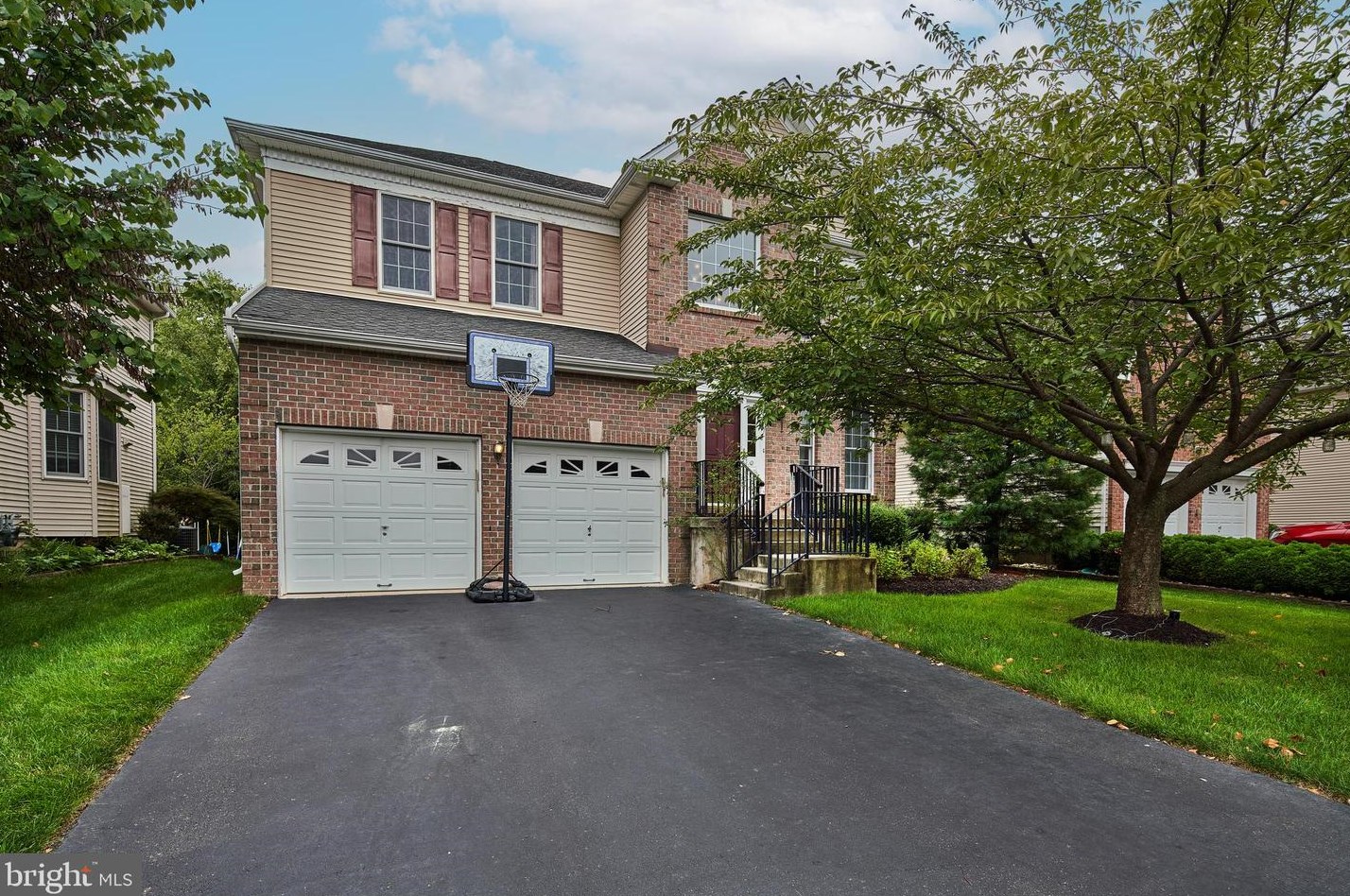 22 Devonshire Dr, Princeton, NJ 08540-6296