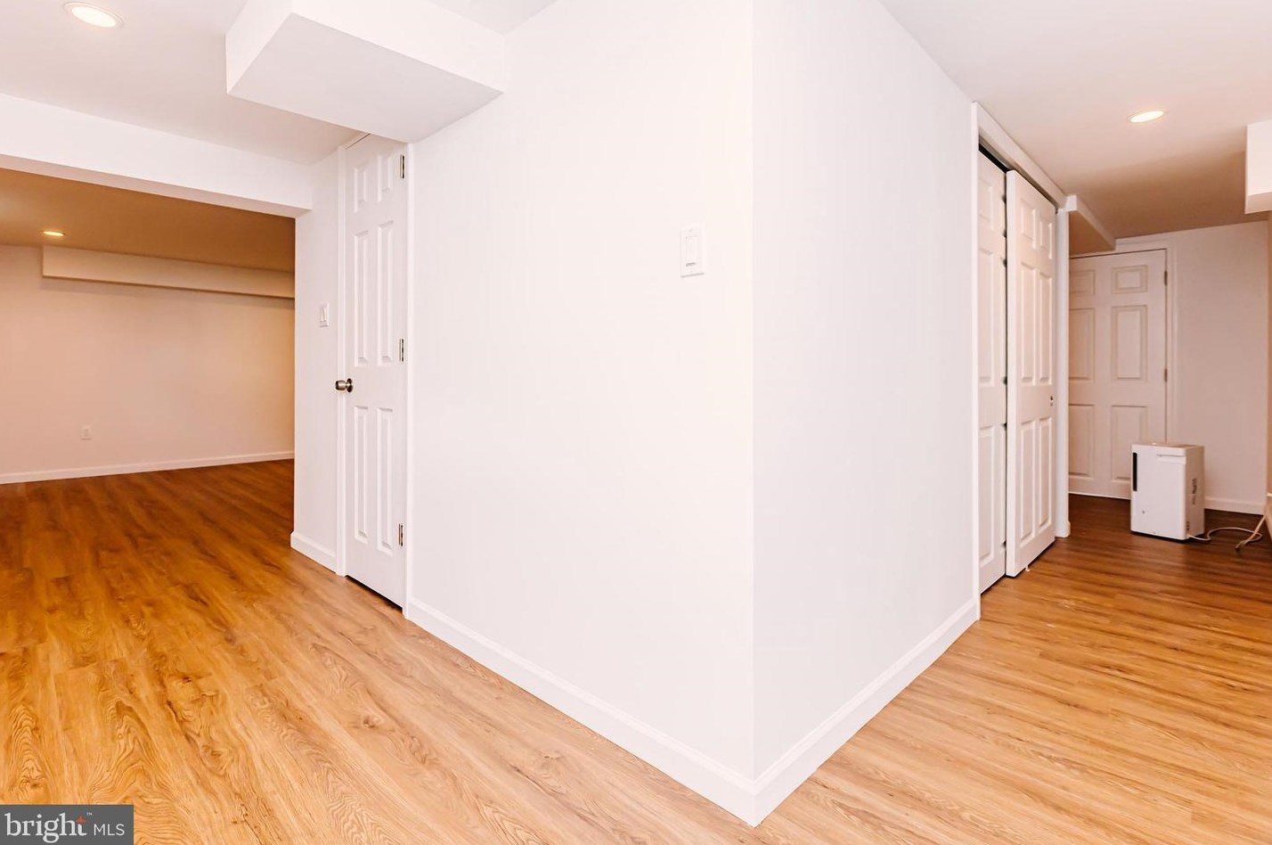 721 Pkwy Ave, Trenton NJ 08618-2729 exterior