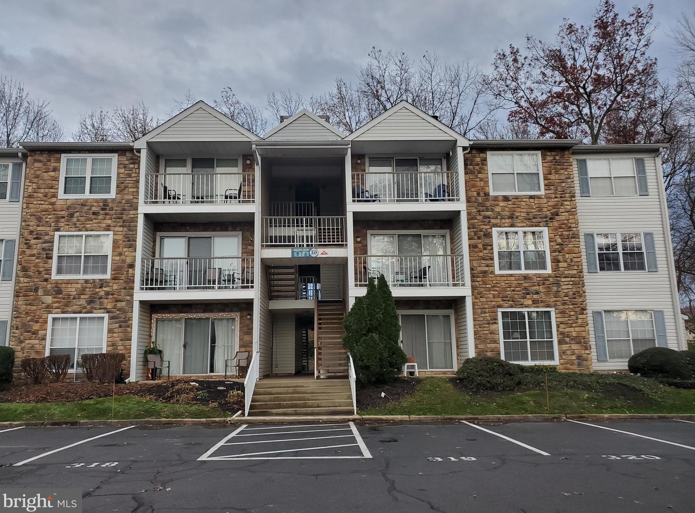 59 Willow, Trenton, NJ 08619