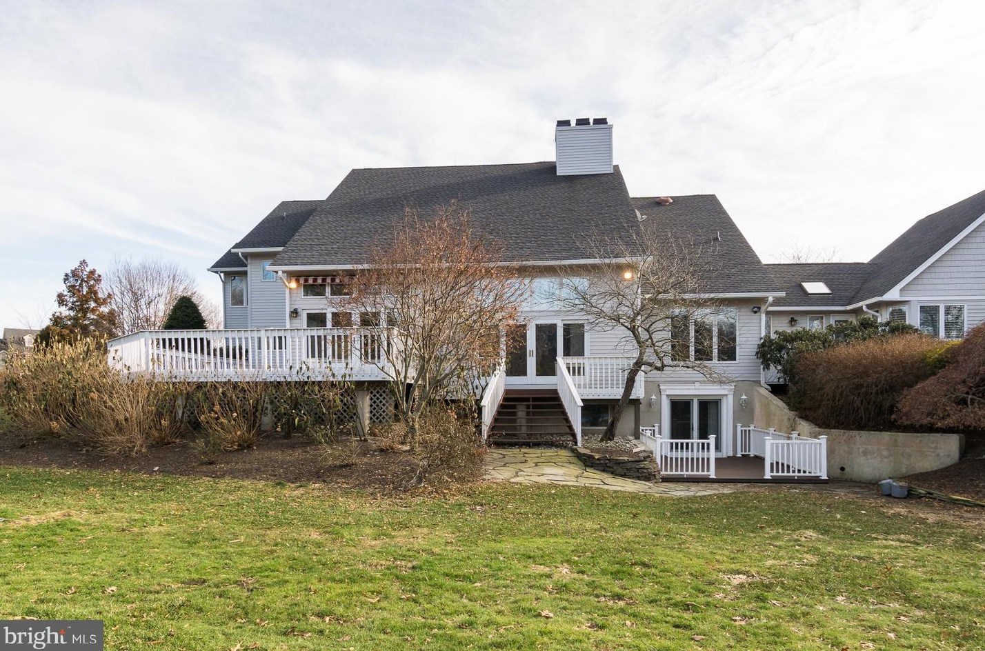 3 Dey Farm Rd, W Windsor Township, NJ 08550