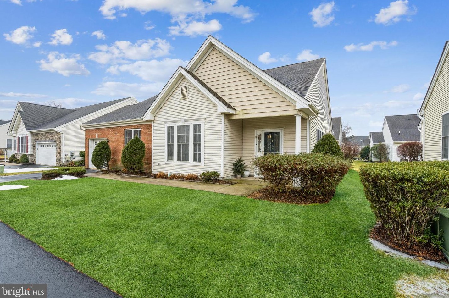 39 Mockingbird Dr, Trenton, NJ 08690