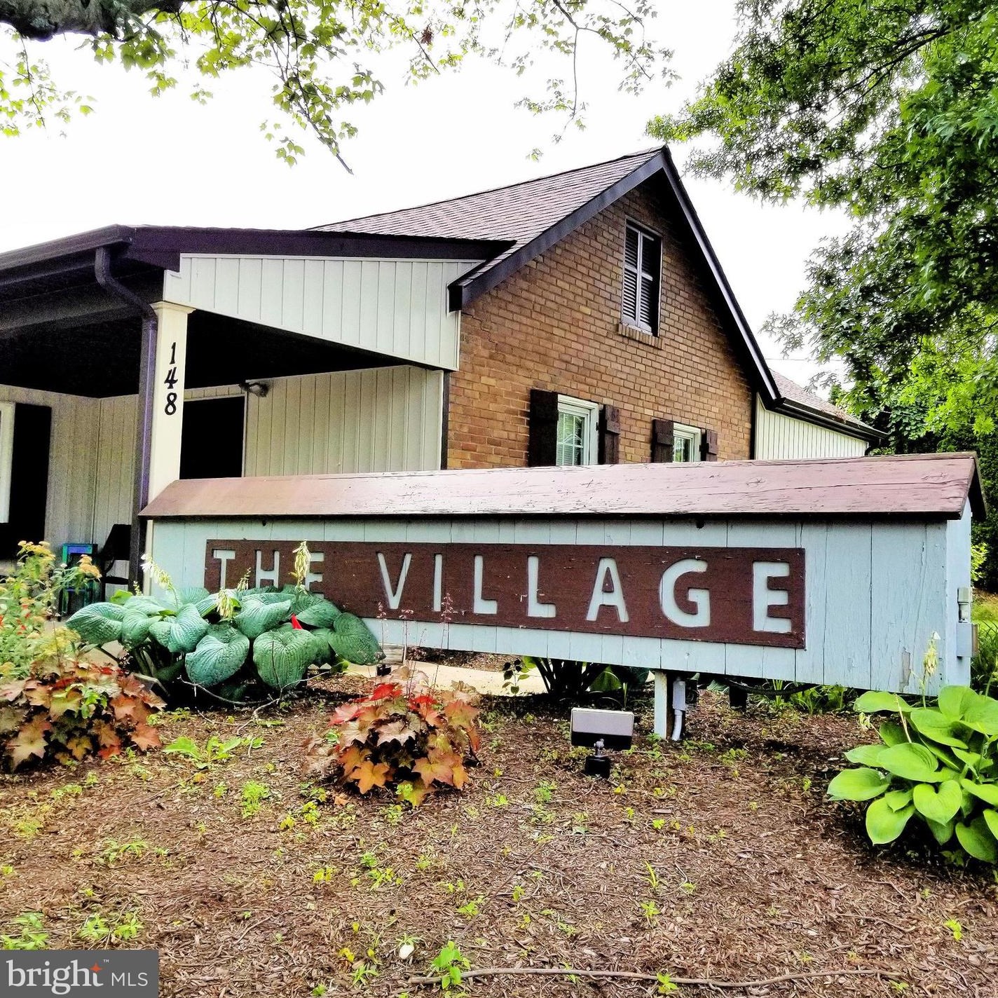 24 Shirley Ln, Trenton NJ 08648 exterior