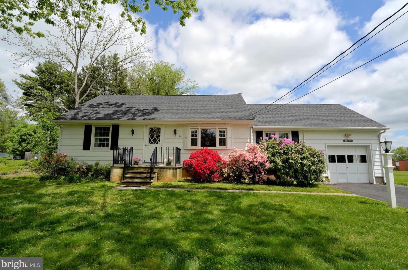 54 Craven Ln, Lawrence Township, NJ 08648