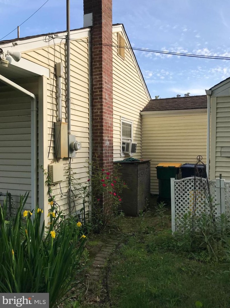 255 Franklin St, East Windsor NJ 08520-3224 exterior