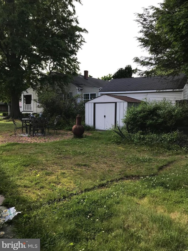 255 Franklin St, East Windsor NJ 08520-3224 exterior