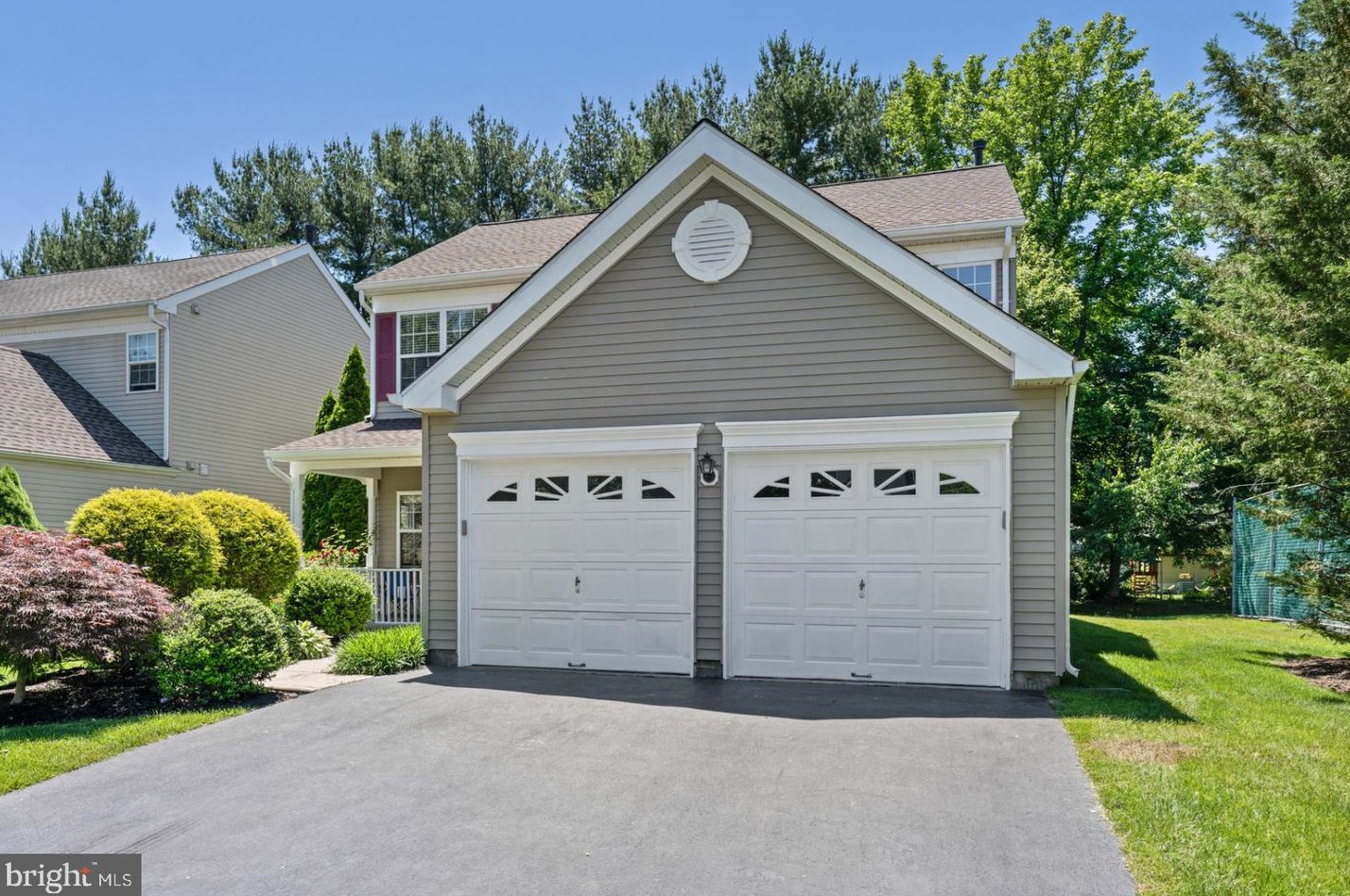 4 Quarry Ct, East Windsor, NJ 08520-3032