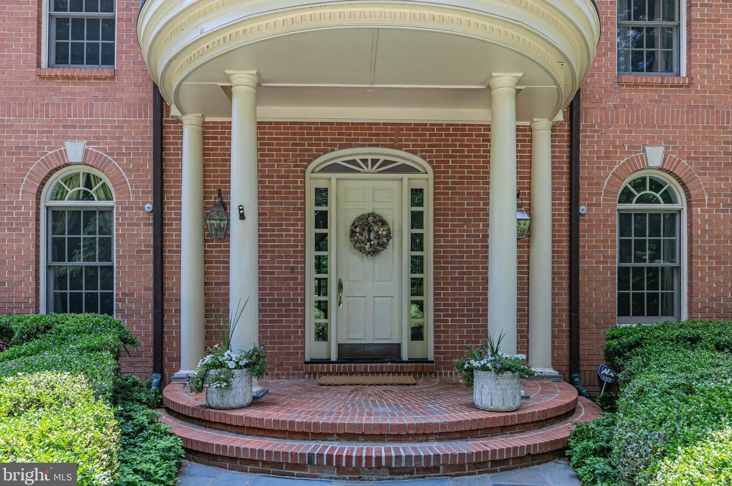 86 Beech Hollow Ln, Princeton, NJ 08540