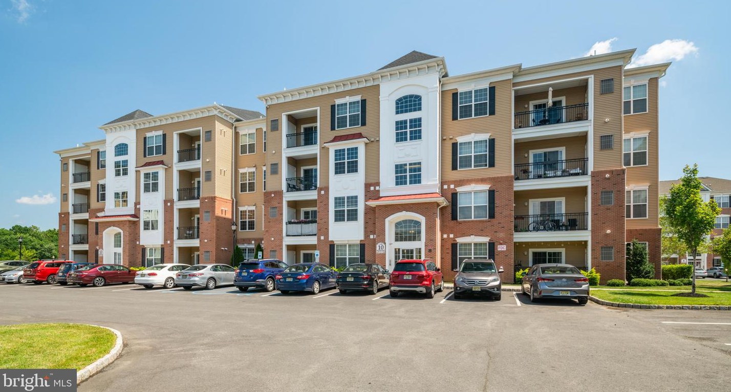 1046 Halifax Pl, Trenton, NJ 08619