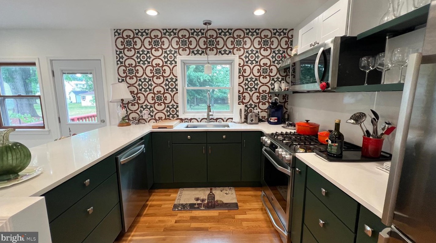 204 Berwyn Pl, Lawrence Township, NJ 08648