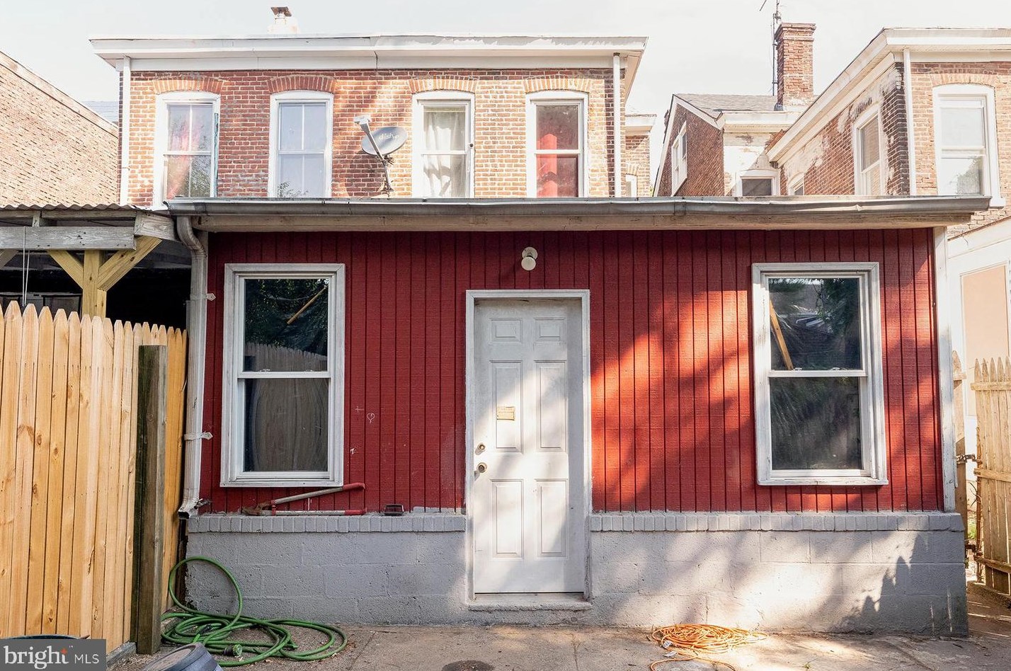 123 Tyler St, Trenton, NJ 08609