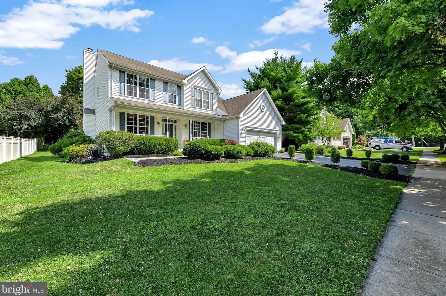 4 Pemberton Ln, East Windsor, NJ 08520