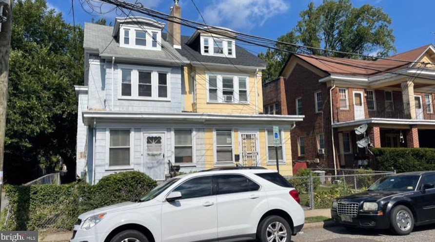19 N Dean Ave, Trenton, NJ 08618