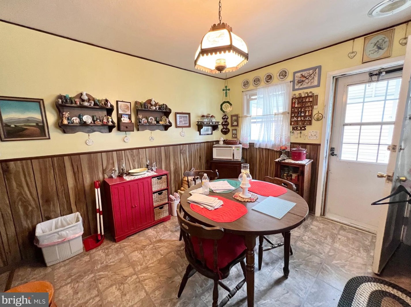 40 Baltusrol St, Trenton, NJ 08690-1602