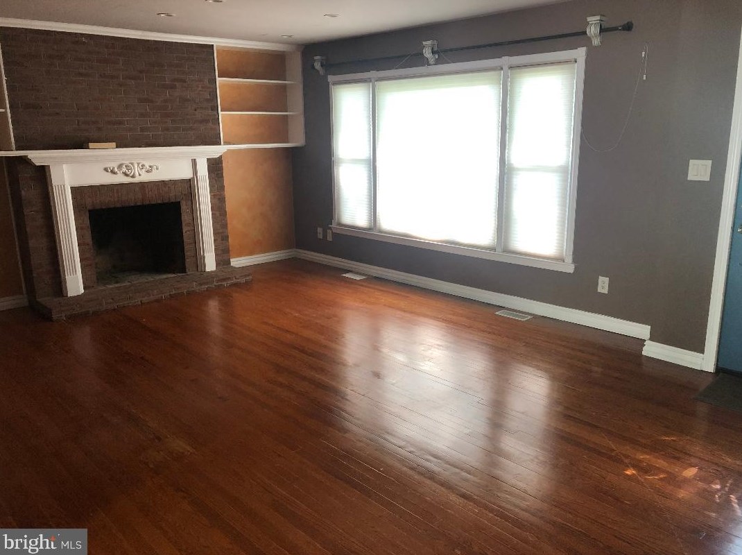 27 Dublin Rd, Pennington, NJ 08534