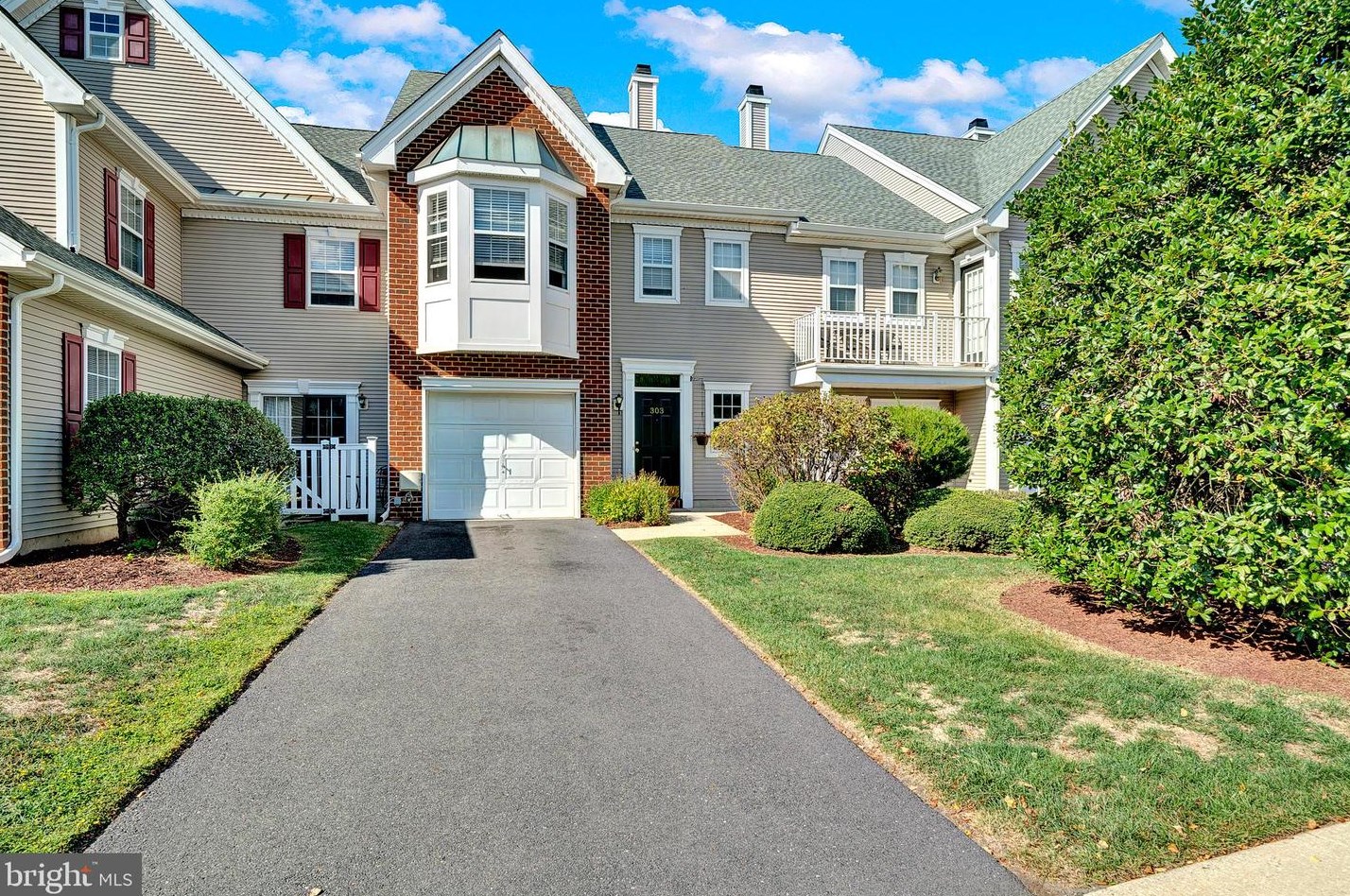 303 Bollen Ct, Pennington, NJ 08534-5243