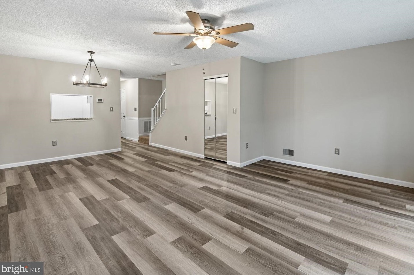 6 Arthur Pl, Trenton, NJ 08648