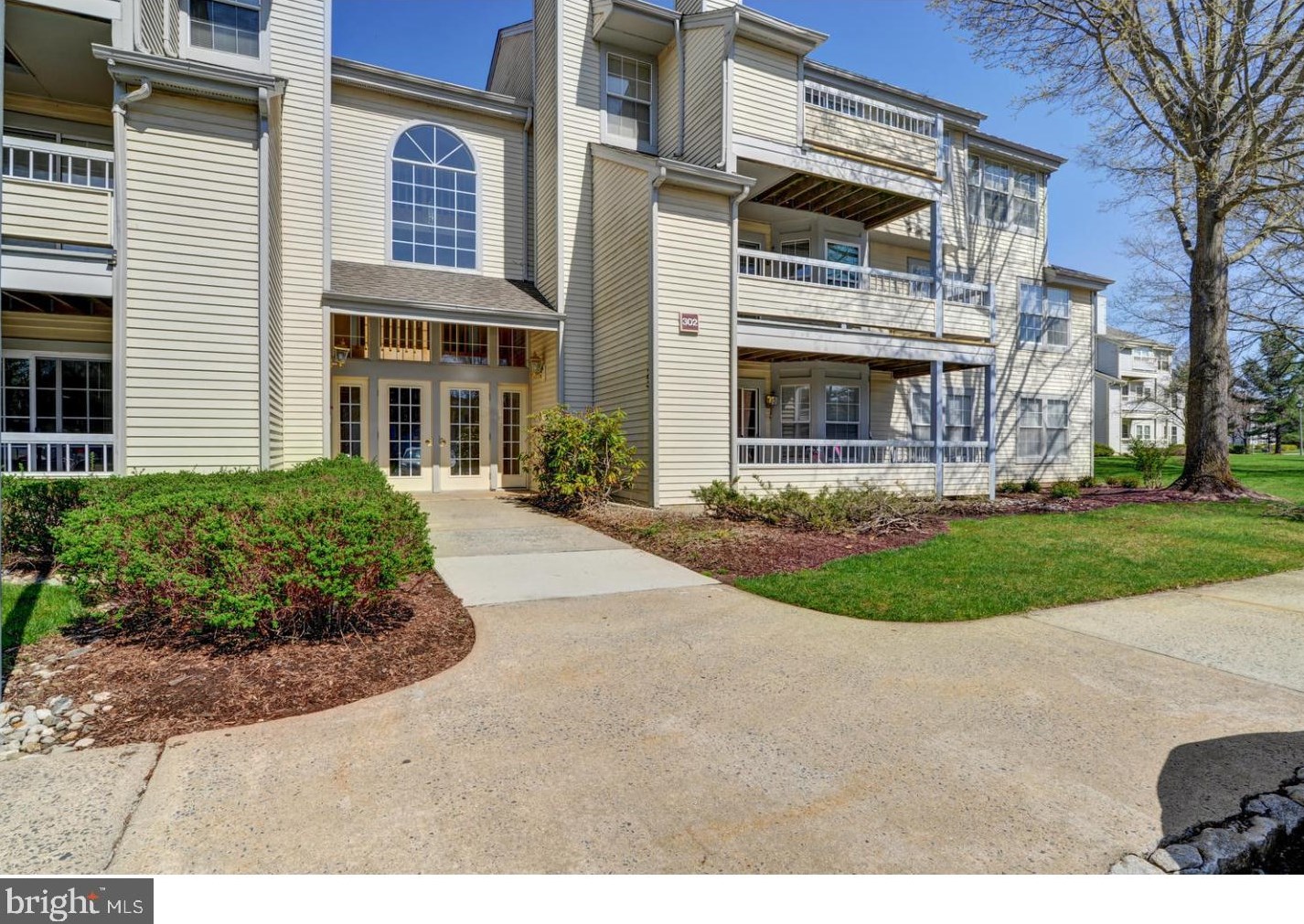 302 Trinity Ct #8, Princeton, NJ 08540