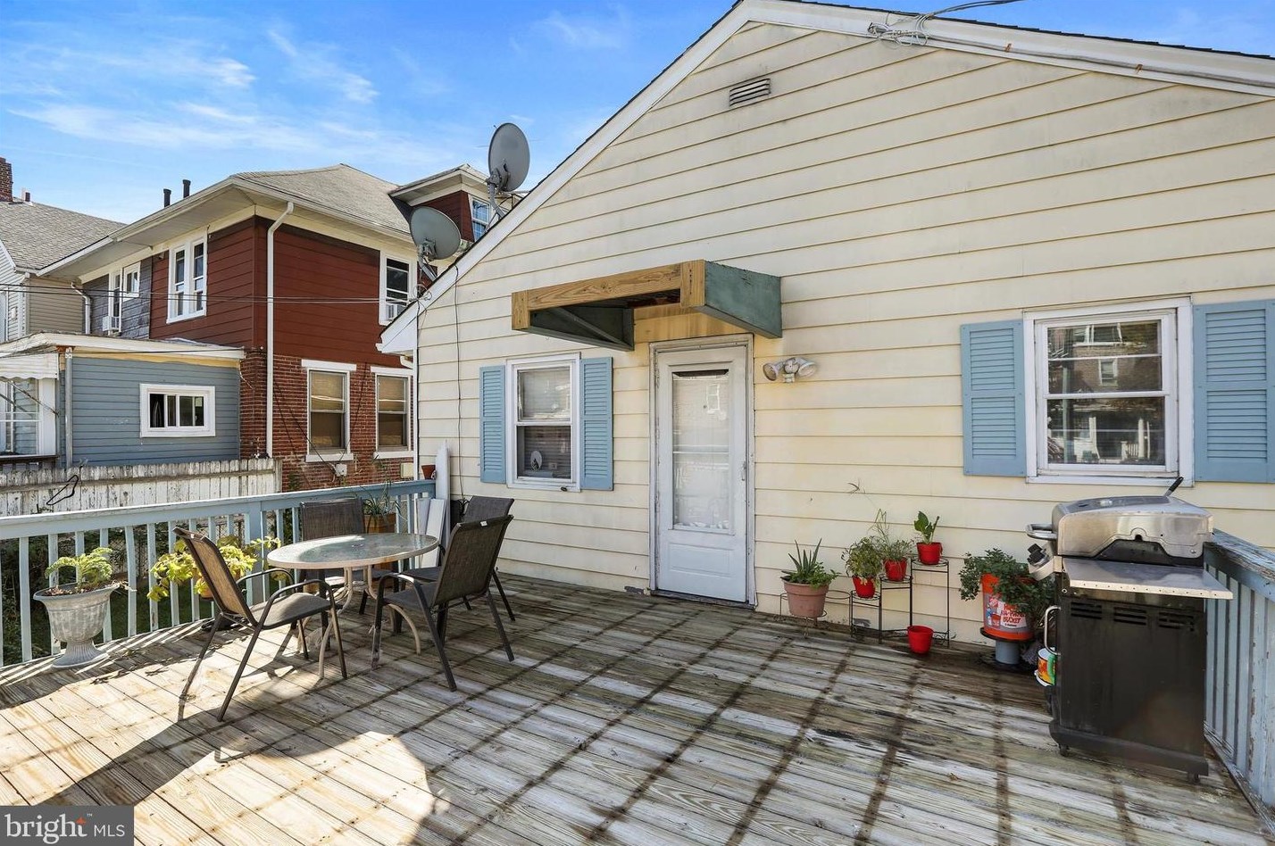 1308 Genesee St, Trenton NJ 08611-1908 exterior