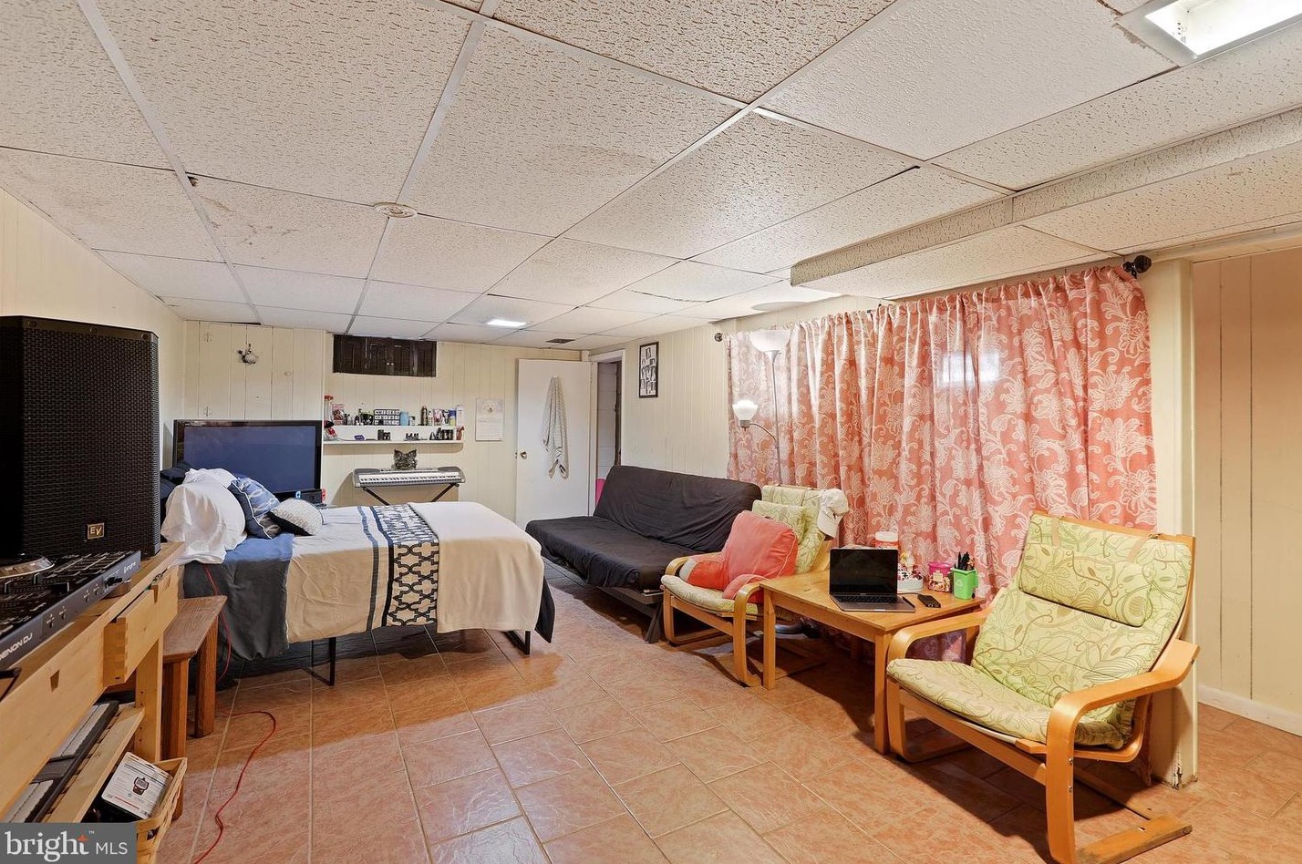 1308 Genesee St, Trenton NJ 08611-1908 exterior