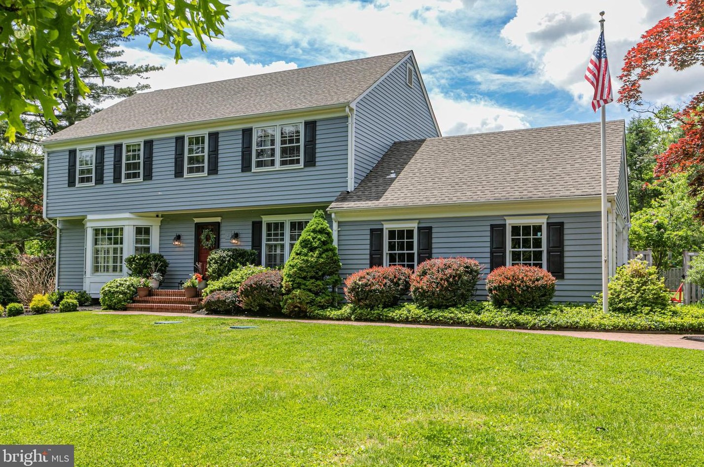 104 Murphy Dr, Pennington, NJ 08534