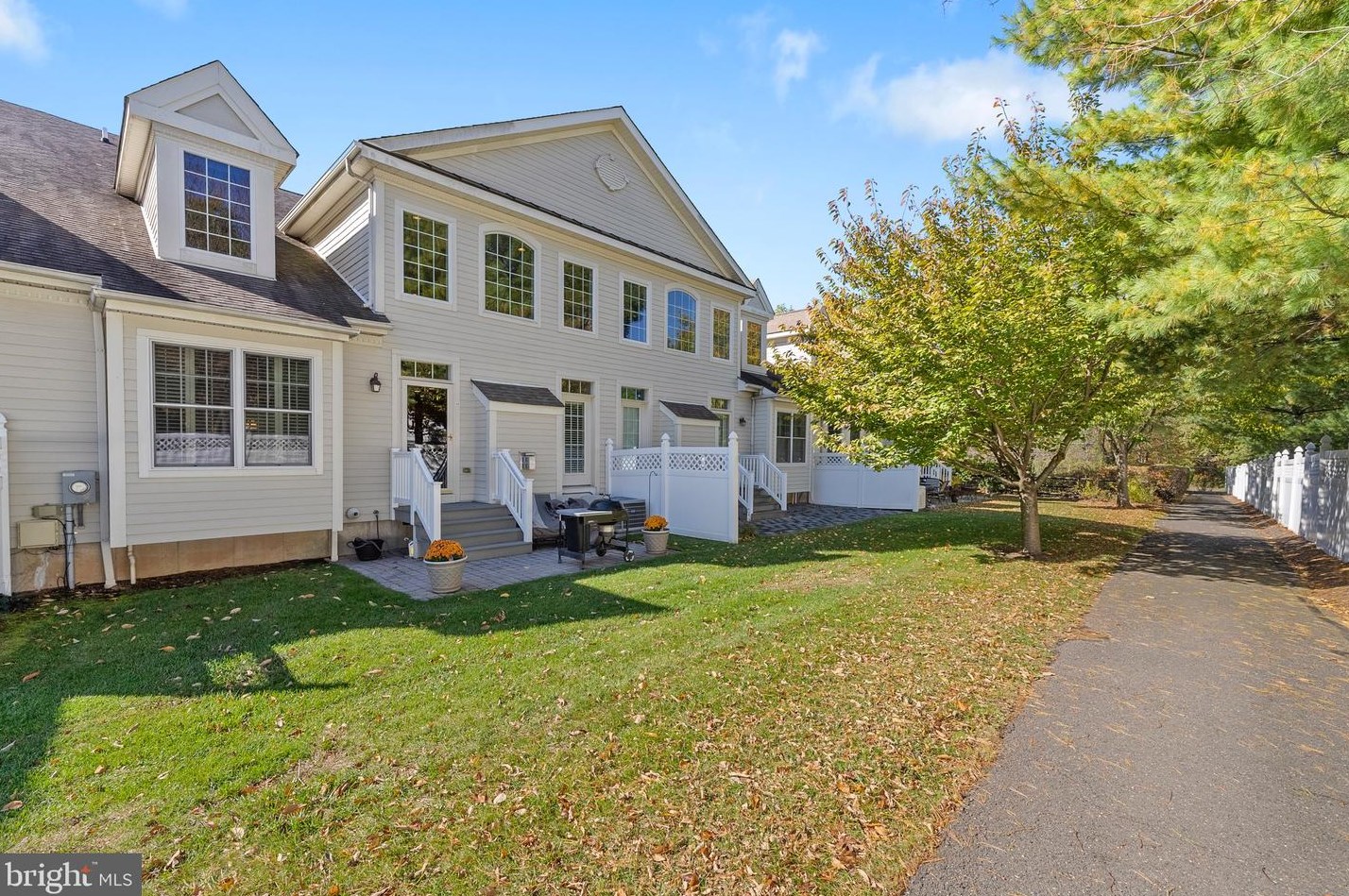 46 Schindler Ct, Lawrence Township NJ  08648-2579 exterior