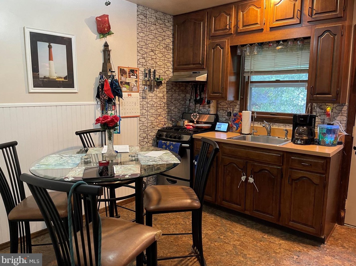 303 Lincoln Ave, East Windsor, NJ 08520-4119