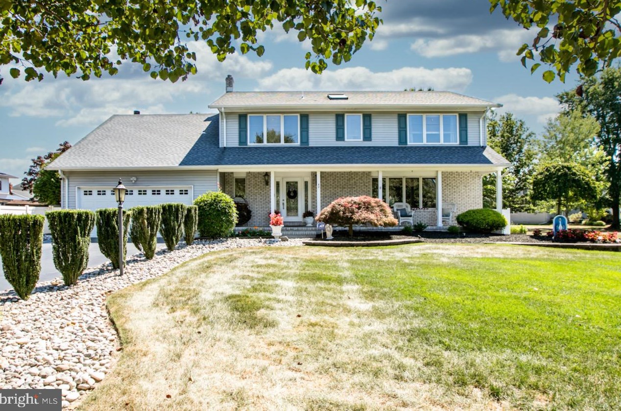 42 Great Oak Rd, Trenton, NJ 08690