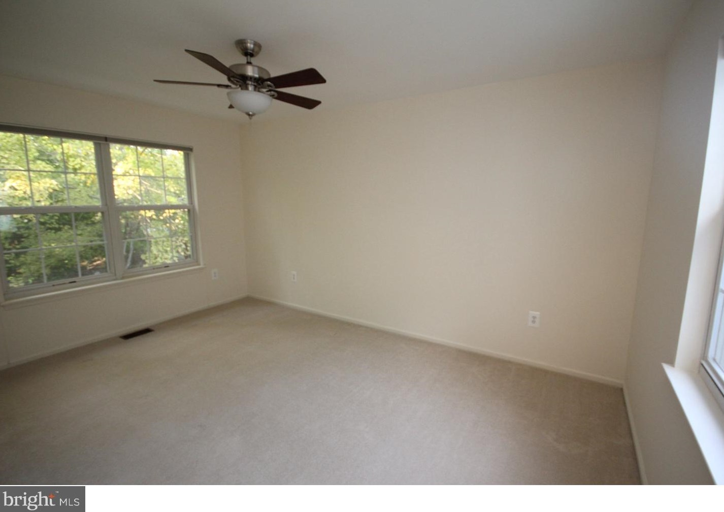 709 Deer Run Ct, Pennington NJ  08534-5233 exterior