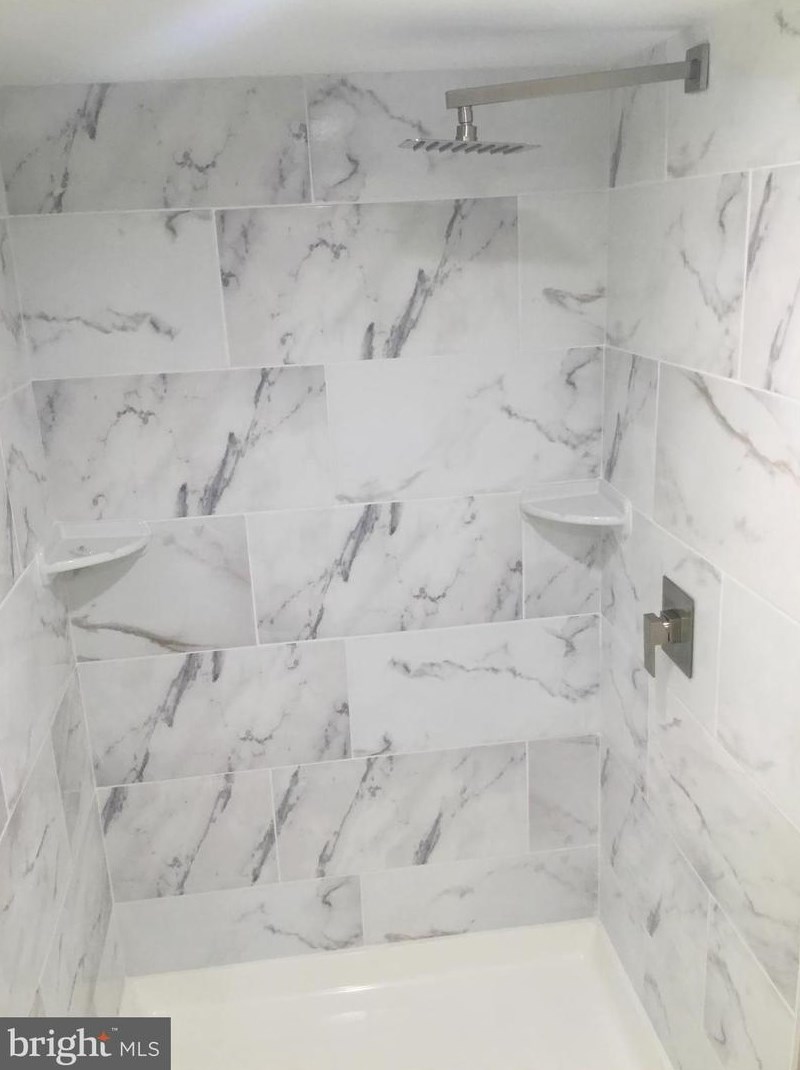 961 Ter Blvd, Trenton NJ  08618-1961 exterior