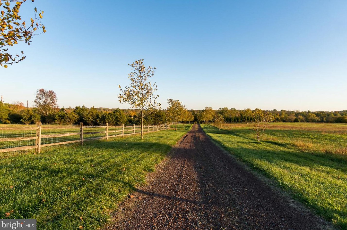 96 Elm Ridge Rd, Princeton, NJ 08540