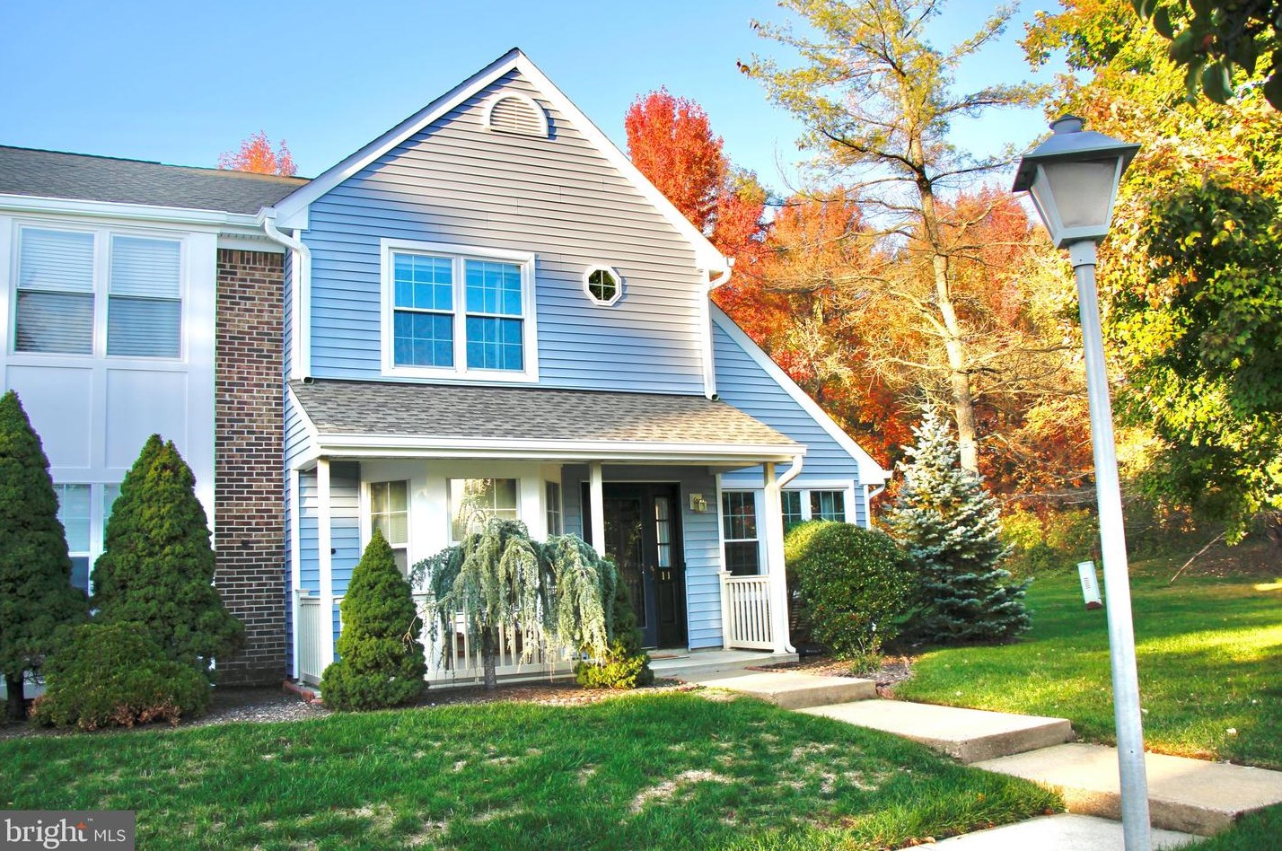 11 Washington Ct, East Windsor, NJ 08520-2728