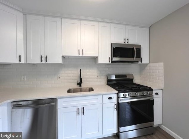 954 Jamestown Rd, East Windsor NJ 08520-5645 exterior