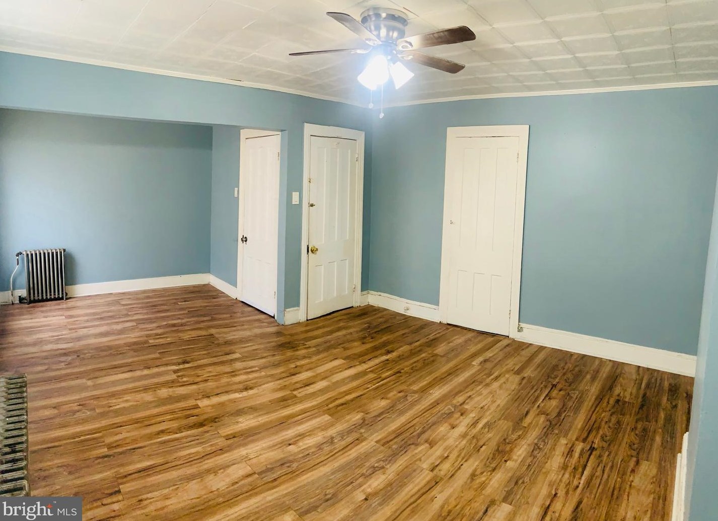 355 Cummings Ave, Trenton NJ  08611-1141 exterior