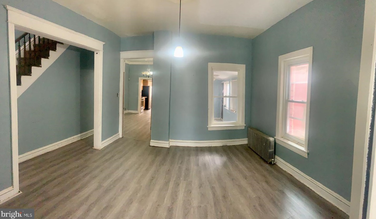 355 Cummings Ave, Trenton NJ  08611-1141 exterior