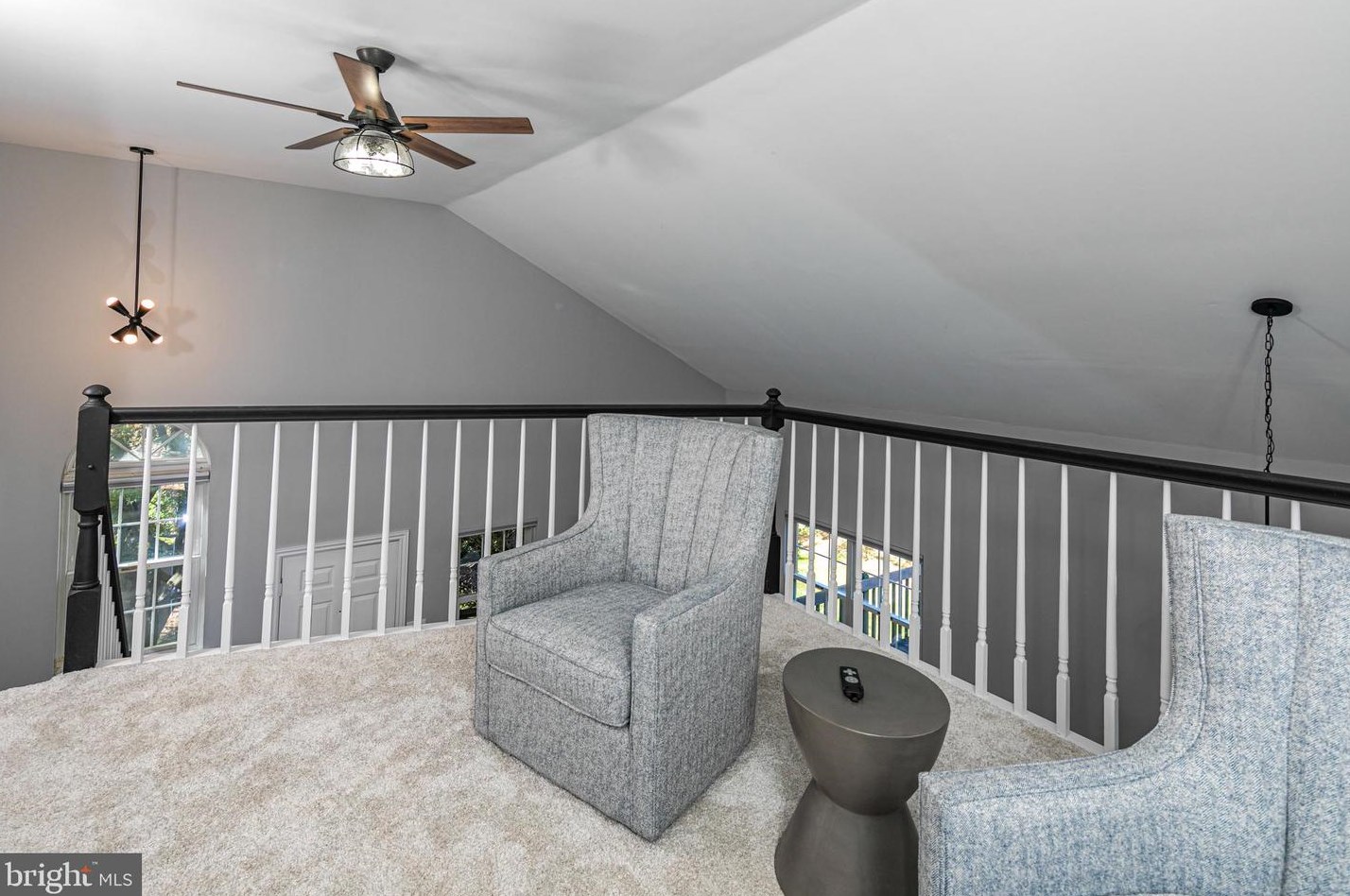 2 Heritage Ct, Trenton NJ 08628-3603 exterior