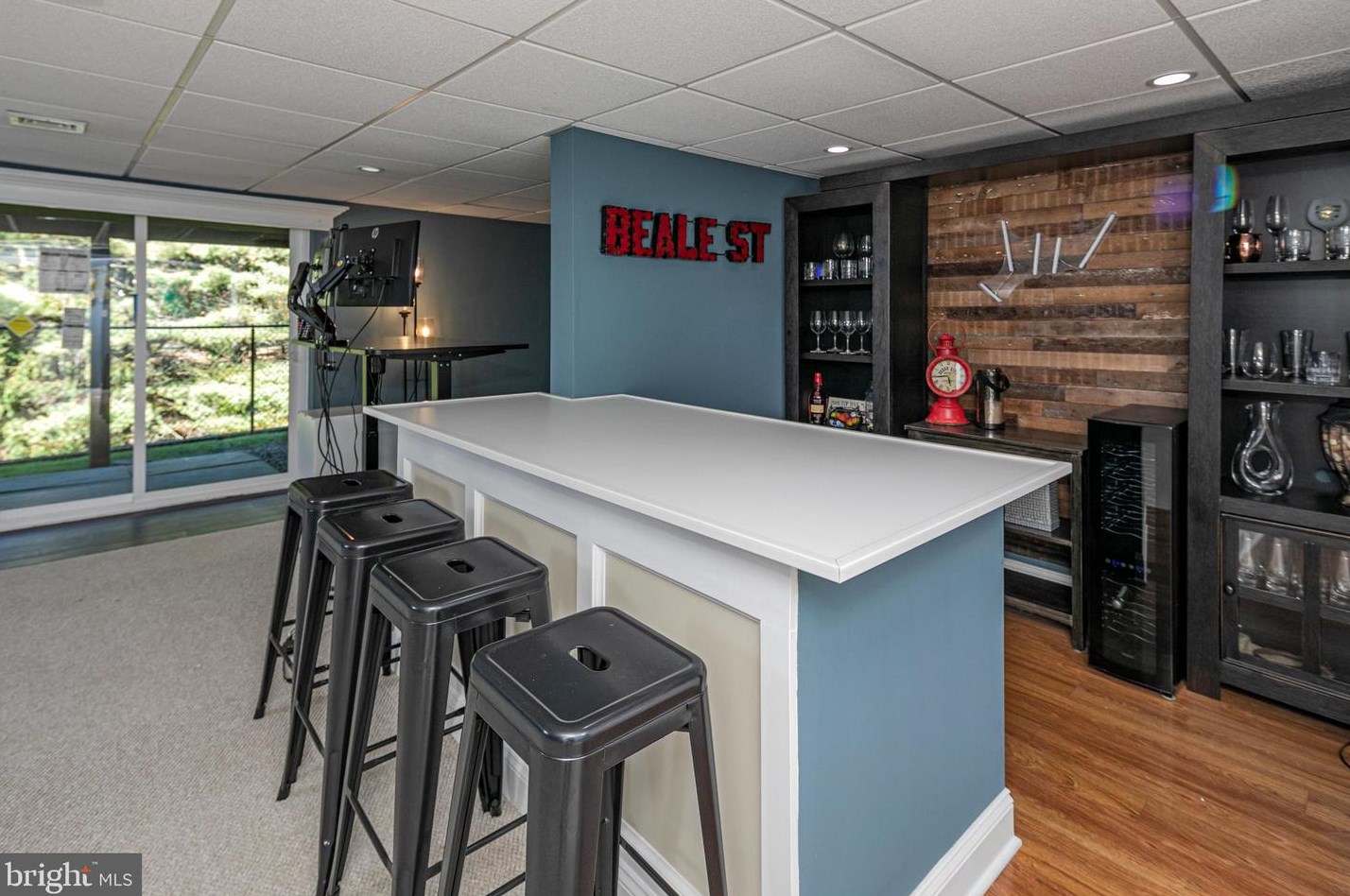 2 Heritage Ct, Trenton NJ 08628-3603 exterior