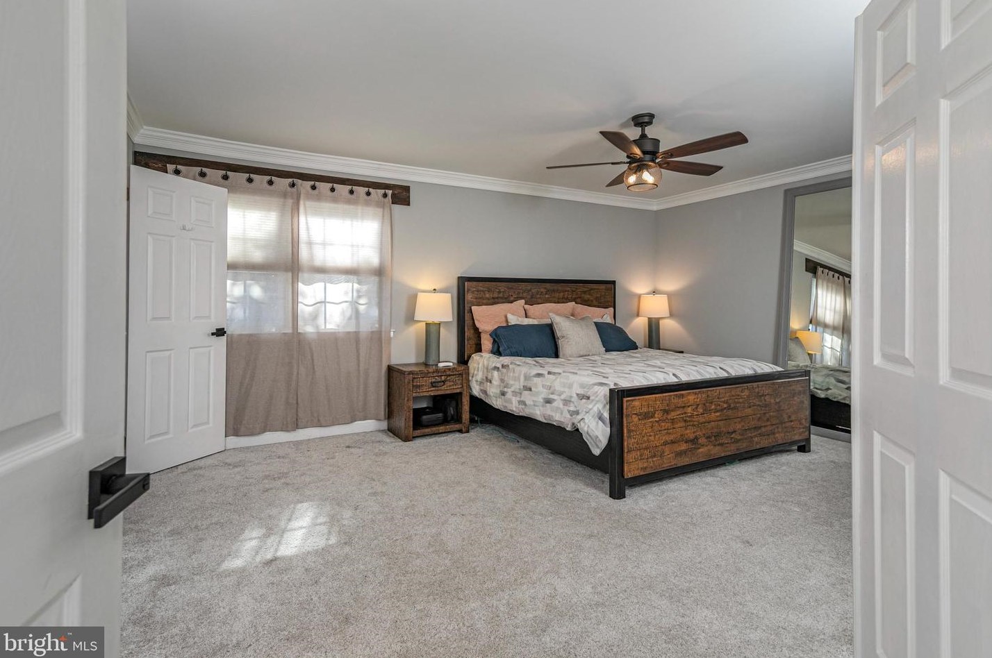 2 Heritage Ct, Trenton NJ 08628-3603 exterior