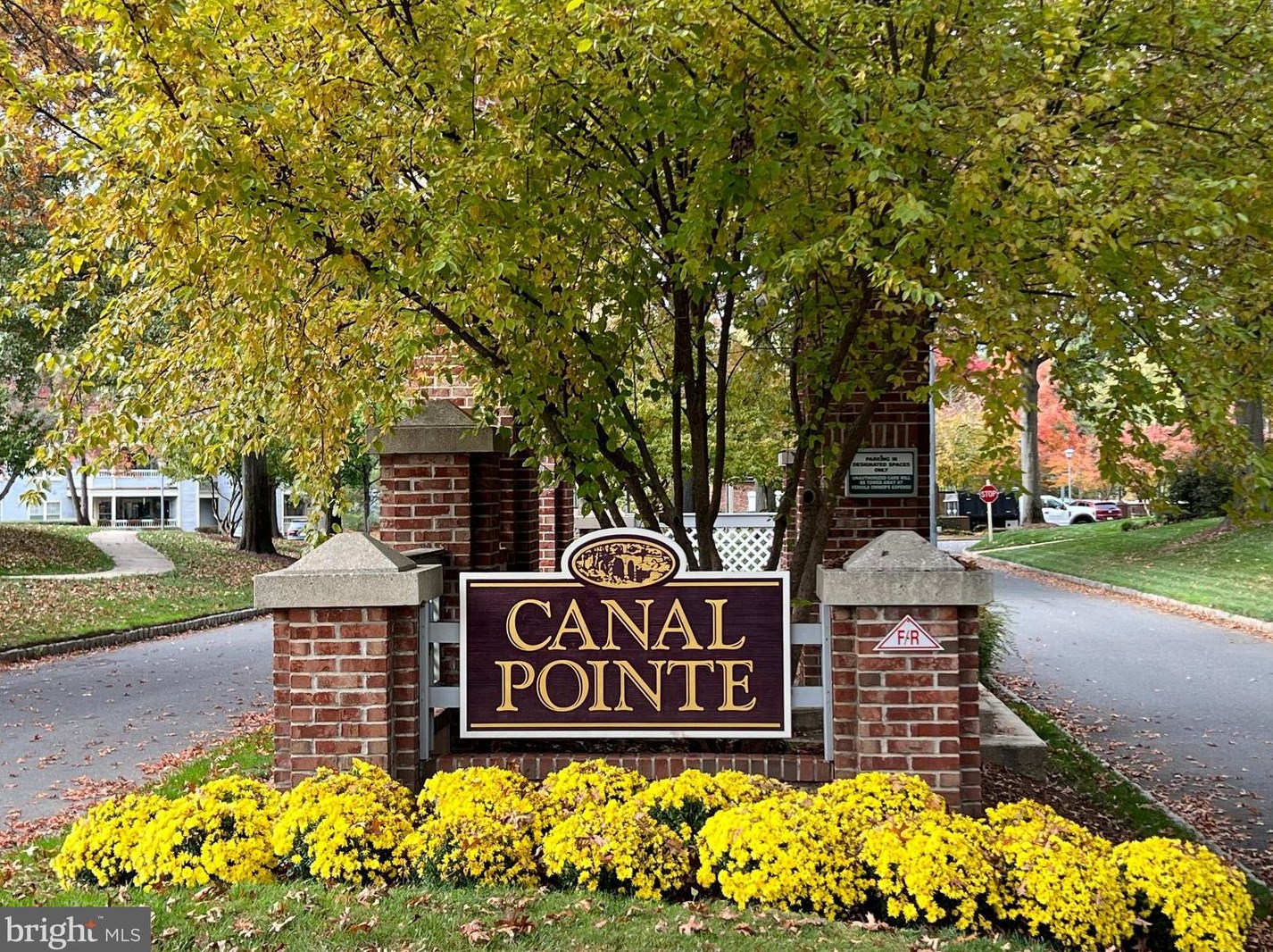 103 Claridge Ct Apt 5, Princeton, NJ 08540