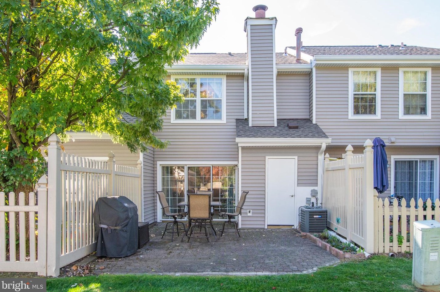 10 Montgomery Ct #510, East Windsor, NJ 08520
