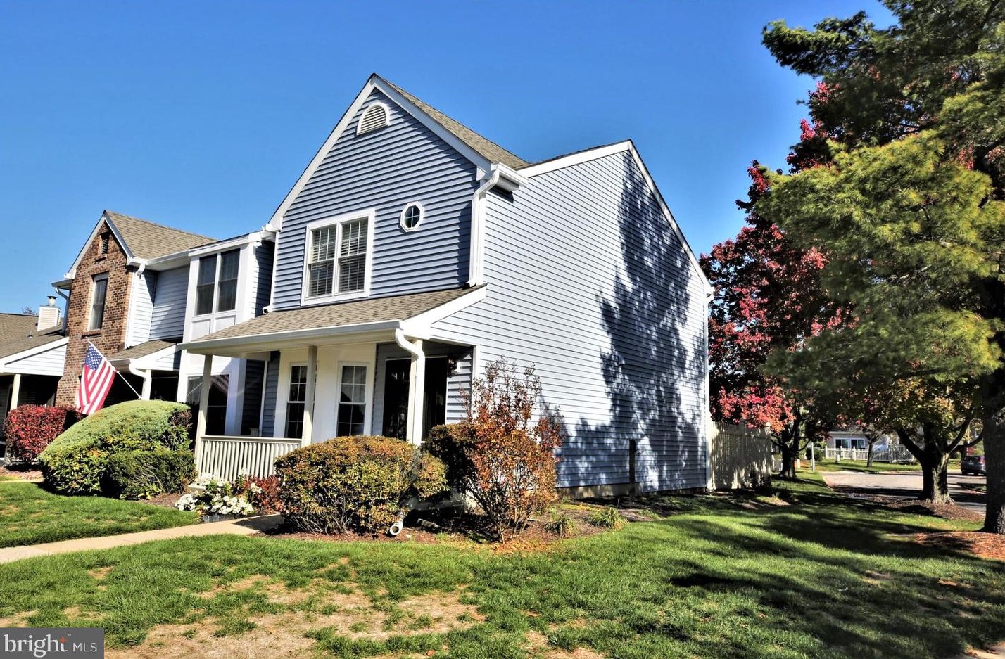 1 Stuyvesant Ct, East Windsor, NJ 08520
