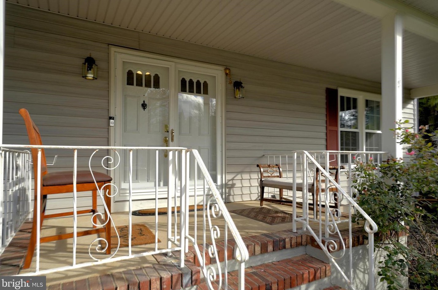 19 Yeger Rd, W Windsor Township, NJ 08550