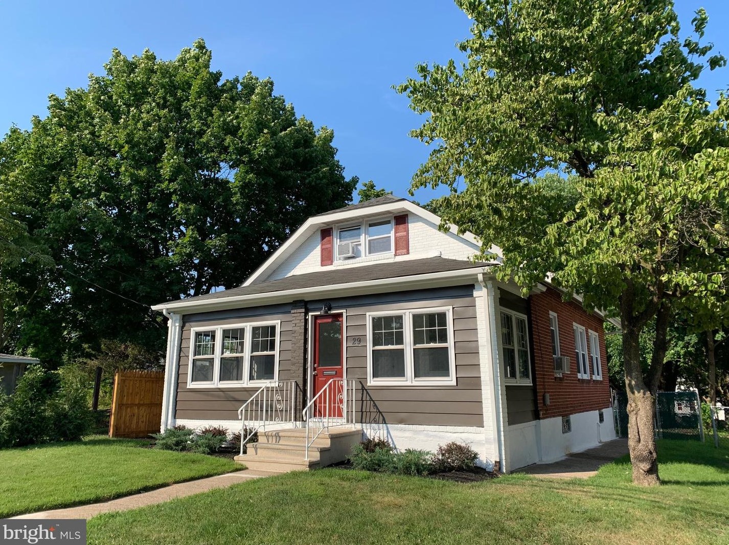 29 Saybrook Ave, Trenton, NJ 08619