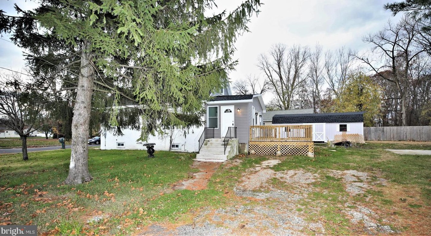 424 Pitman Ave, Trenton, NJ 08610