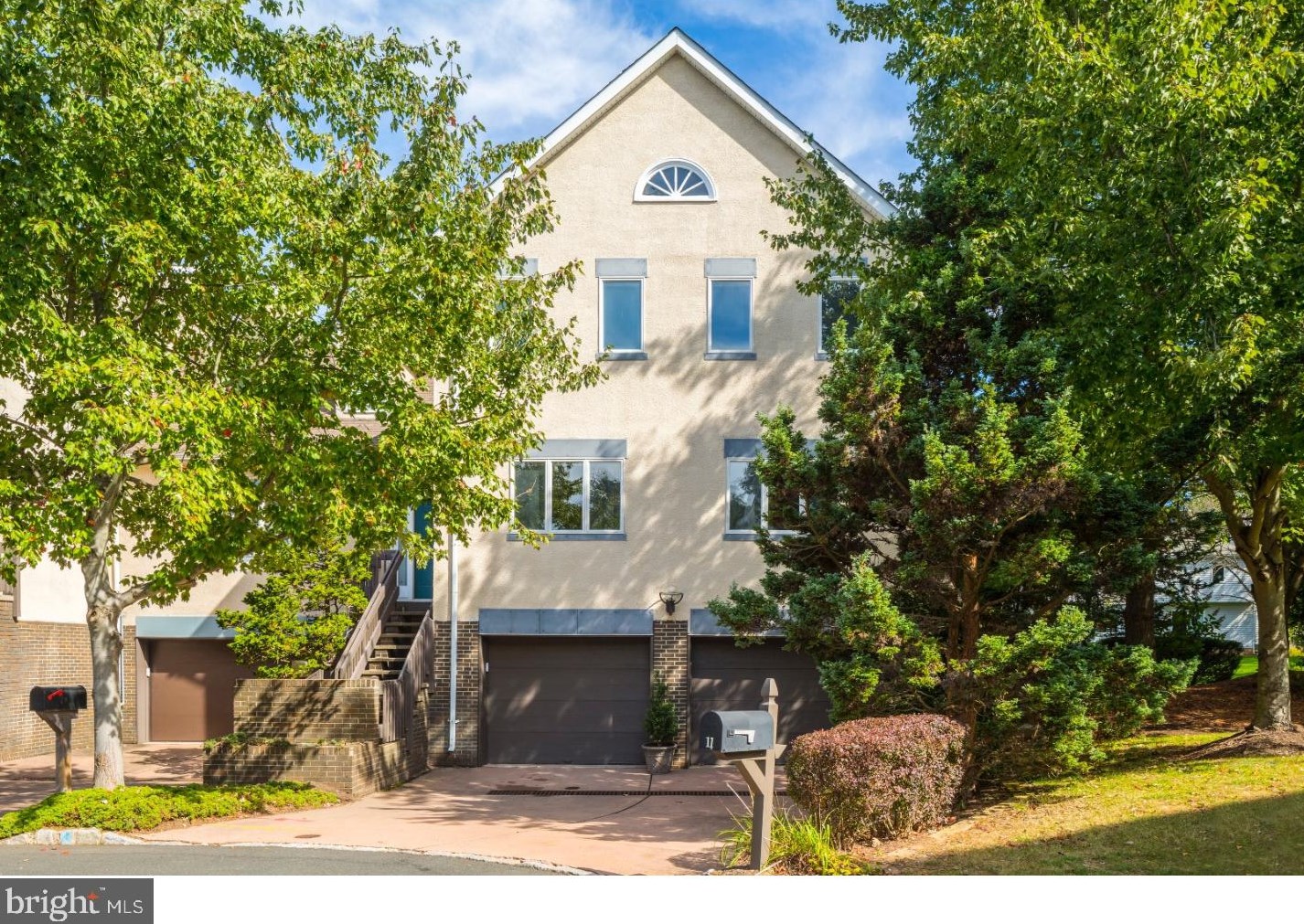 11 Lexington Ct, Princeton, NJ 08540