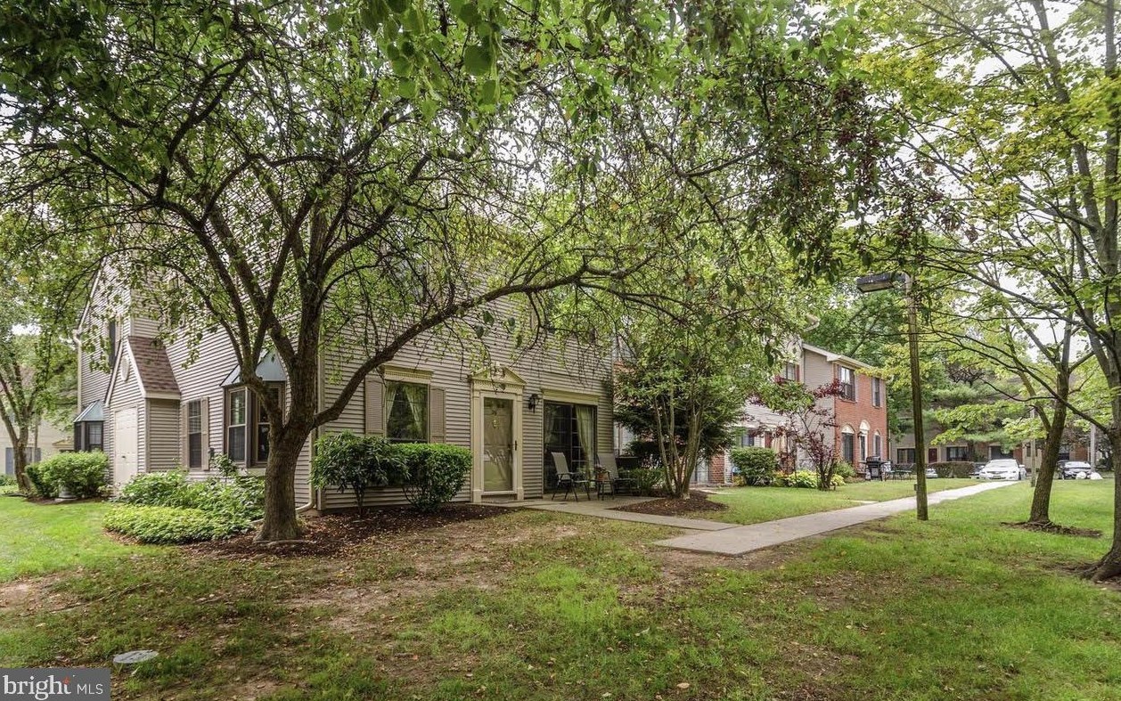 26 Drewes Ct, Trenton, NJ 08648