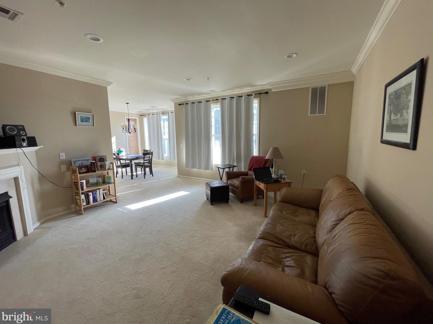 437 Masterson Ct, Trenton, NJ 08618
