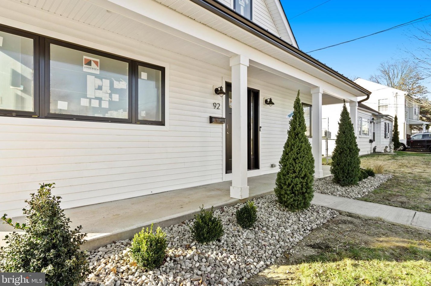92 Pennwood Dr, Trenton, NJ 08638